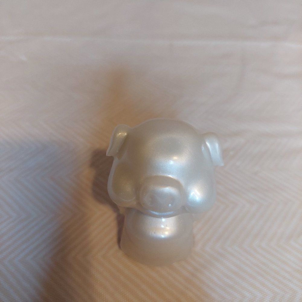 Resin Little Piggy Glow - Handmade by Veteran